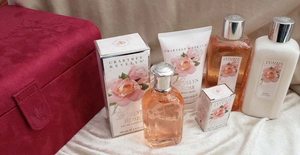 Set de Regalo Luxury Rose – Colección Completa en Maletín de Terciopelo