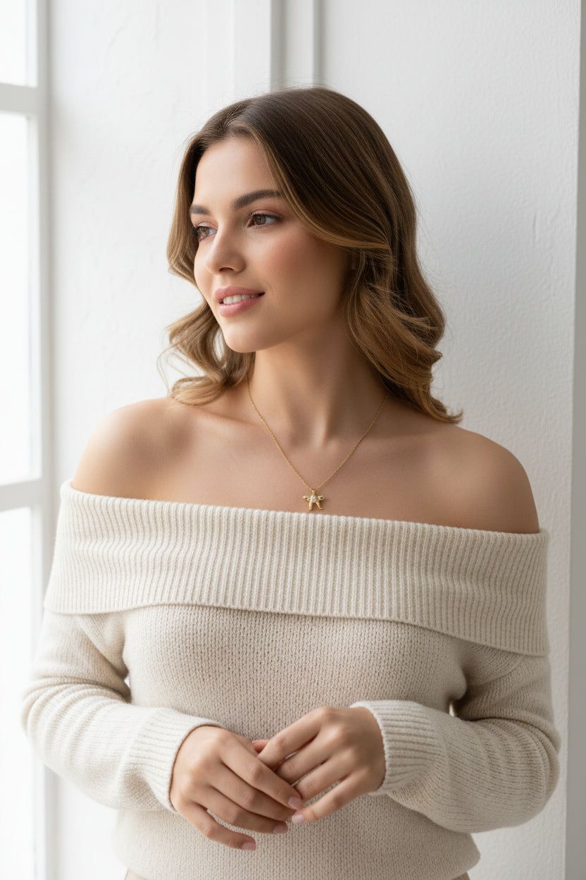 Collar con Dije – Brillo y Elegancia en Tono Dorado