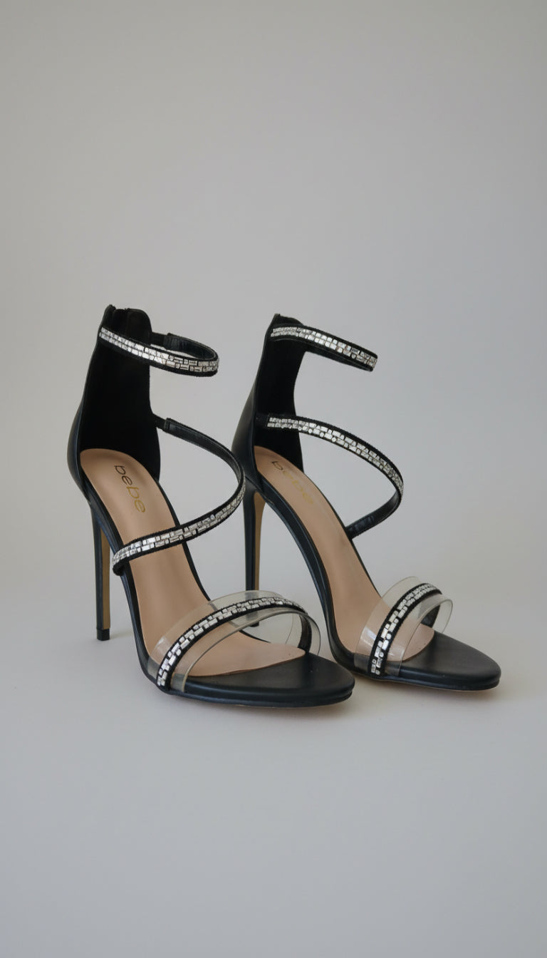 Zapatos con tacones BEBE